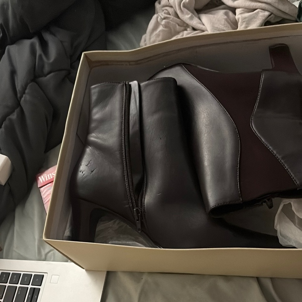 Liz Claiborne Black Heeled Boots